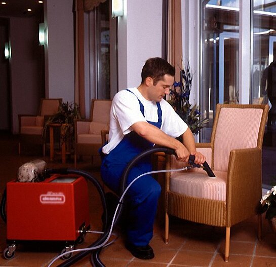 شركة تنظيف مجالس بالجبيل